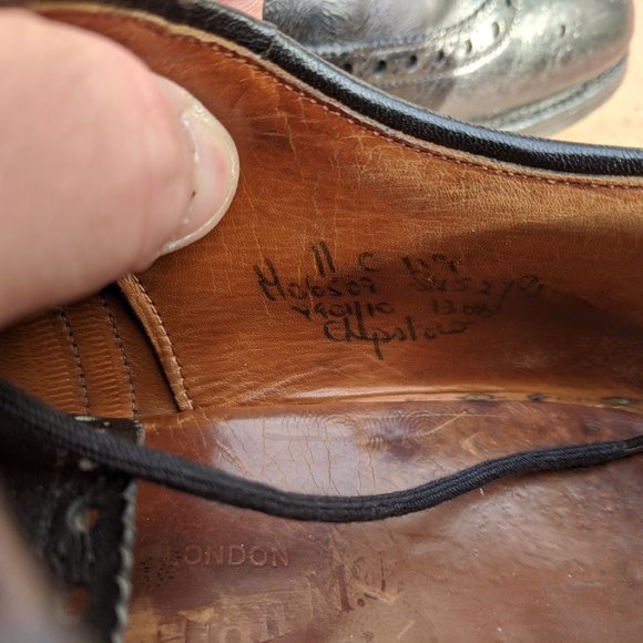 VTG Alan McAfee Mens Wingtip Shoes 11 C Black Leather Brogue England - Picture 16 of 16